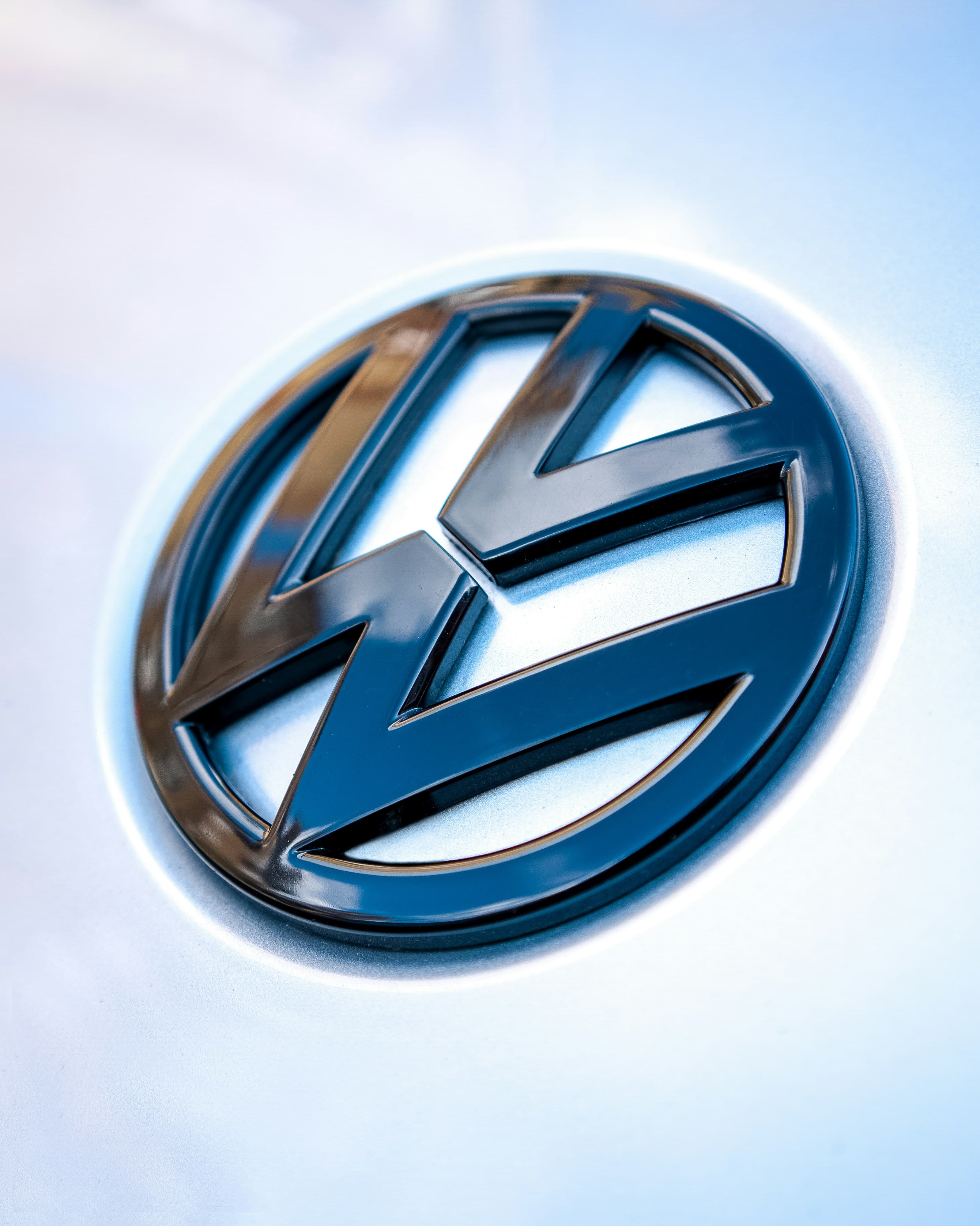 Volkswagen Accelerates China Strategy with New Electronic Architecture