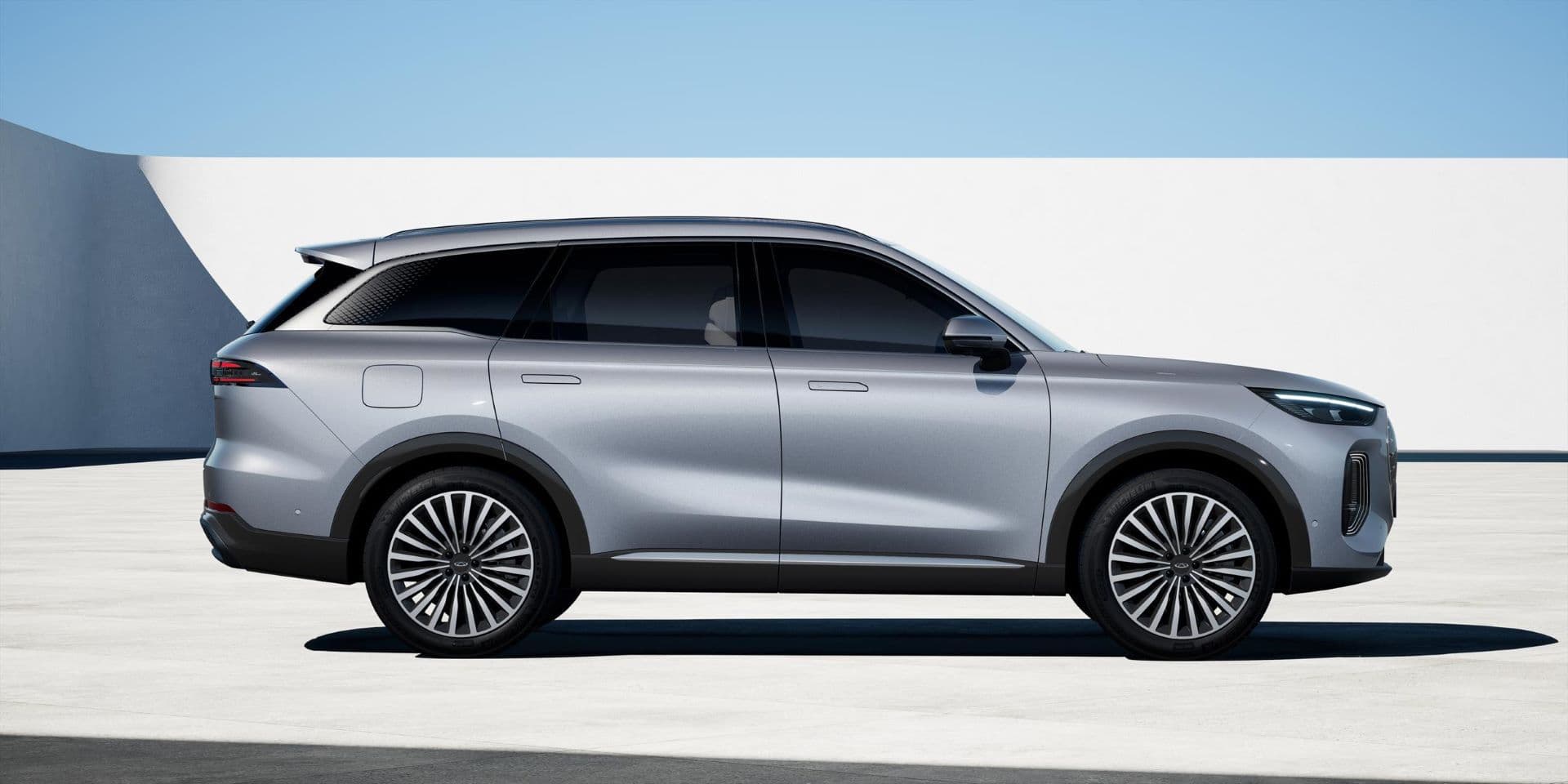 Chery to make automotive history with real-world crash test