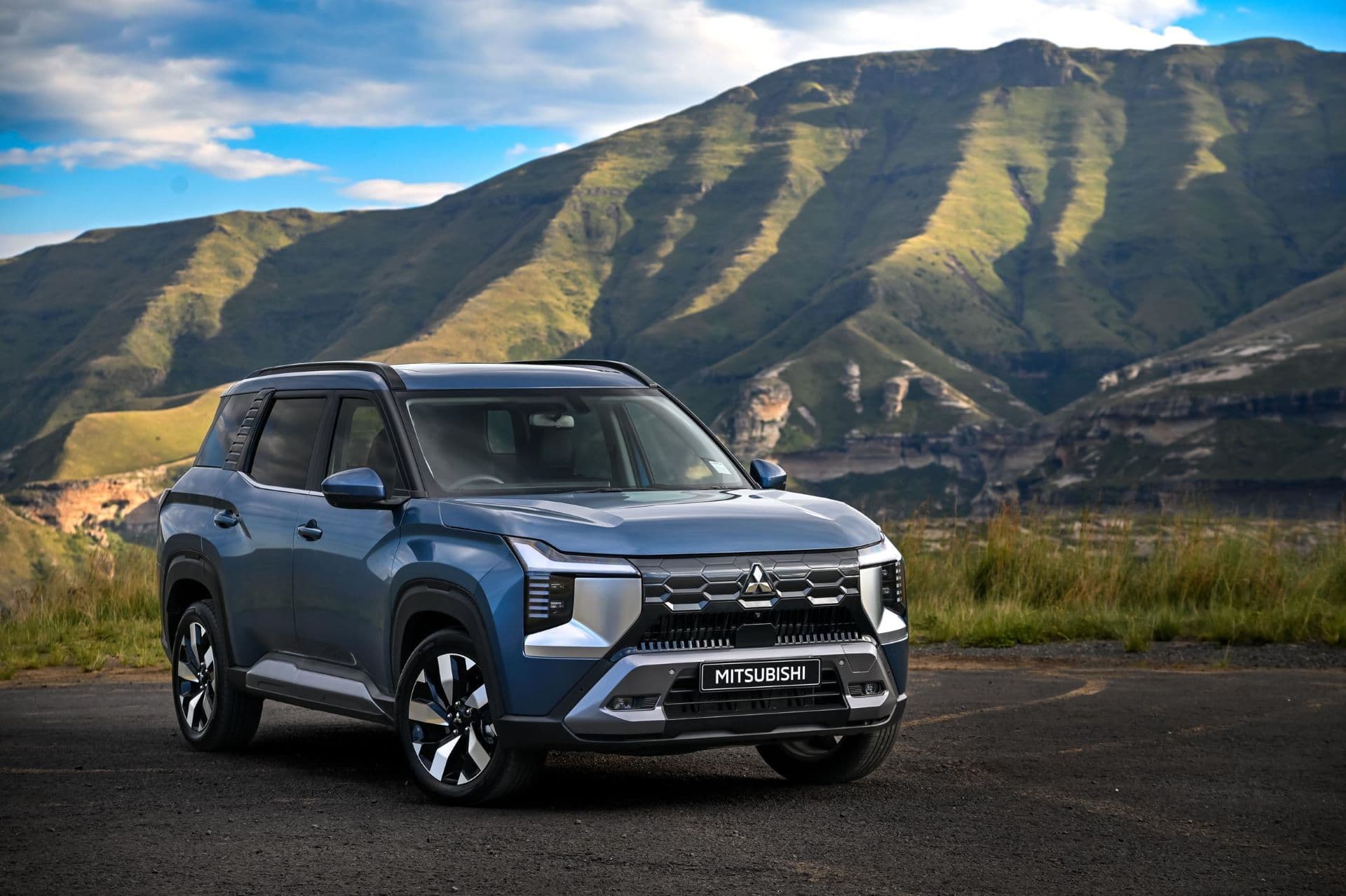 Mitsubishi Destinator: Practical Seven-Seater for Families