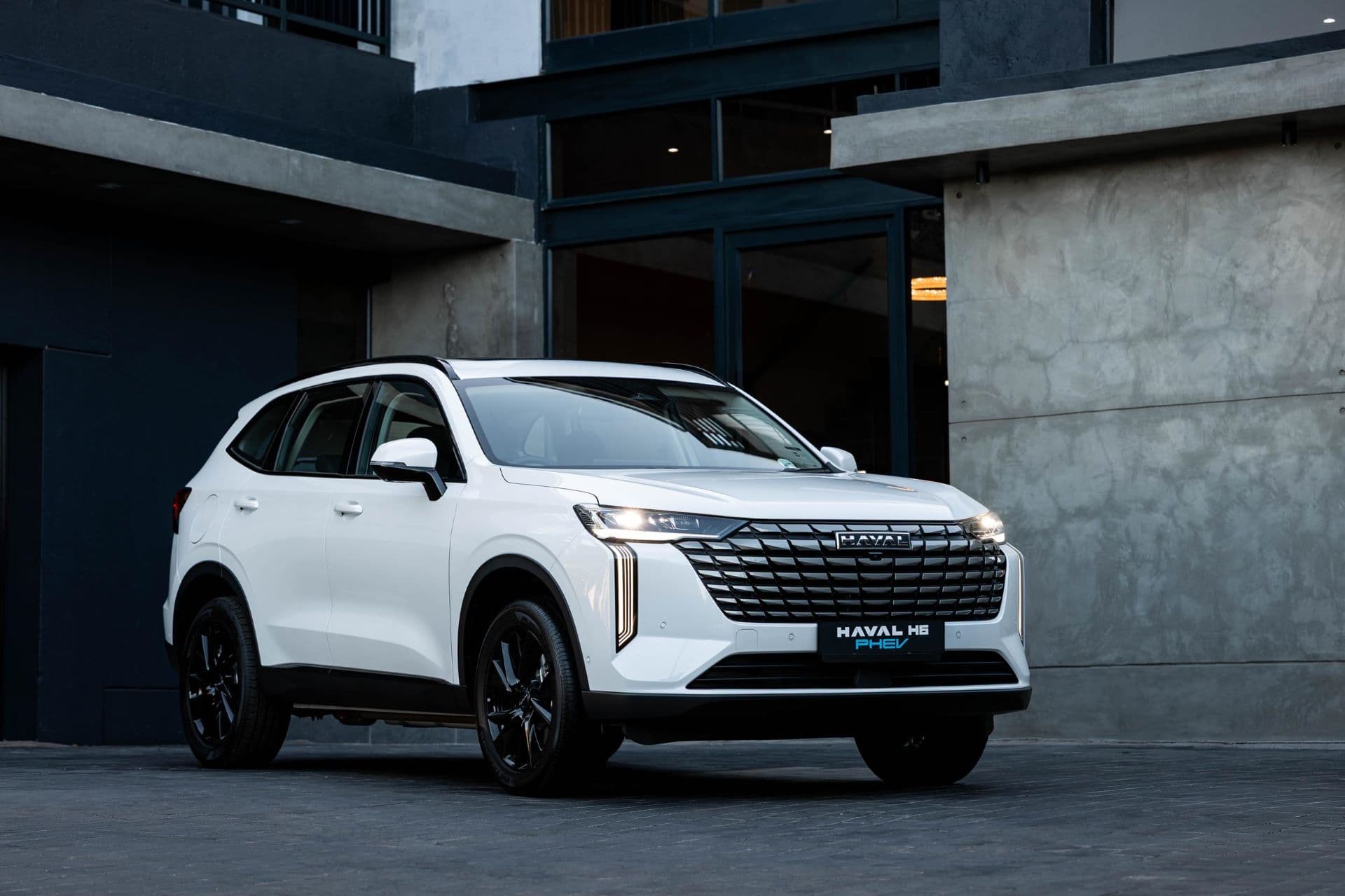New Haval H6 PHEV arrives in SA
