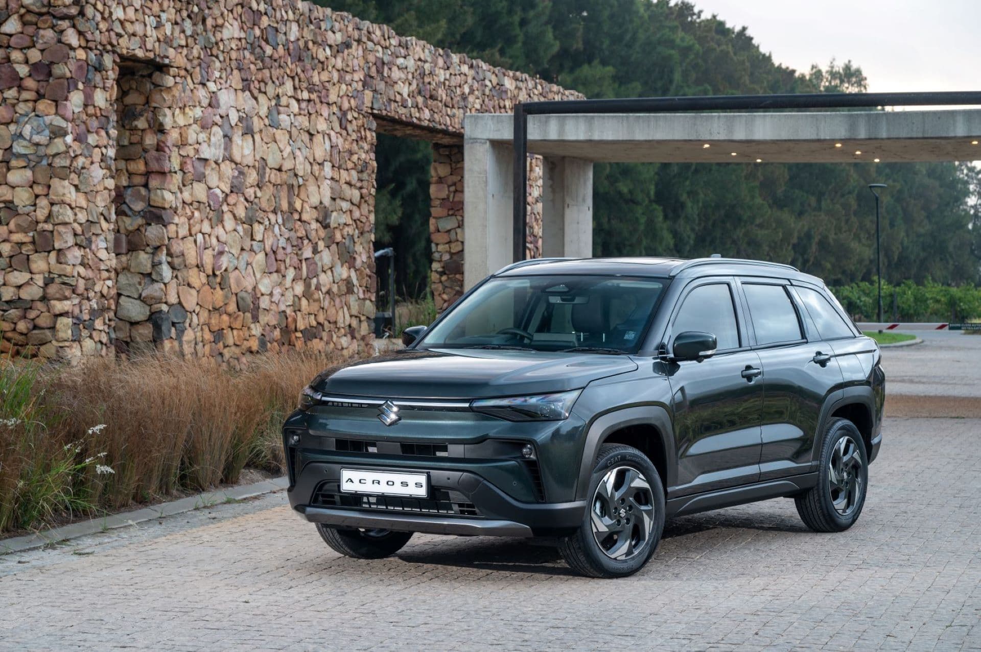 Suzuki Across: A New Chapter in Compact SUV Design