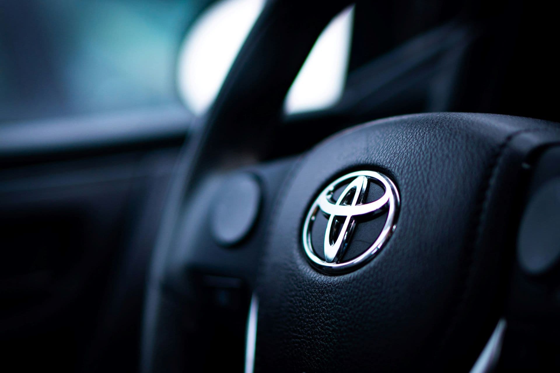 Toyota Holds Firm as Market Momentum Builds