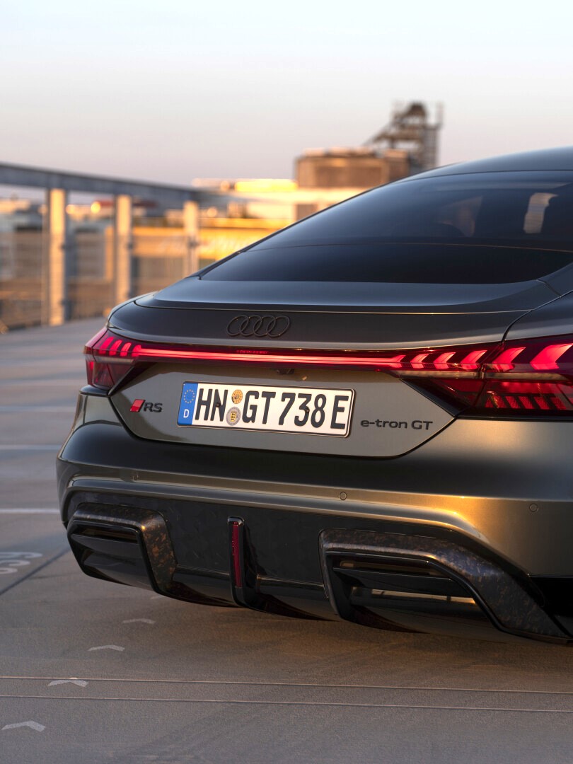 Audi RS e-tron GT Performance: A New Benchmark in Power gallery image 2