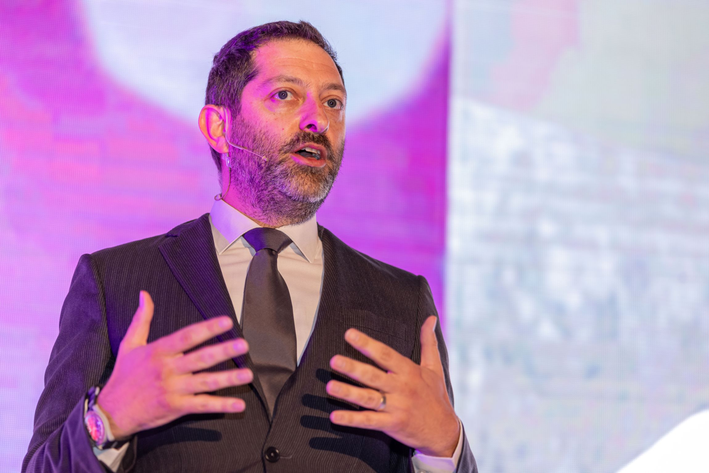 dealers-ook-ahead-as-signs-of-stability-emerge