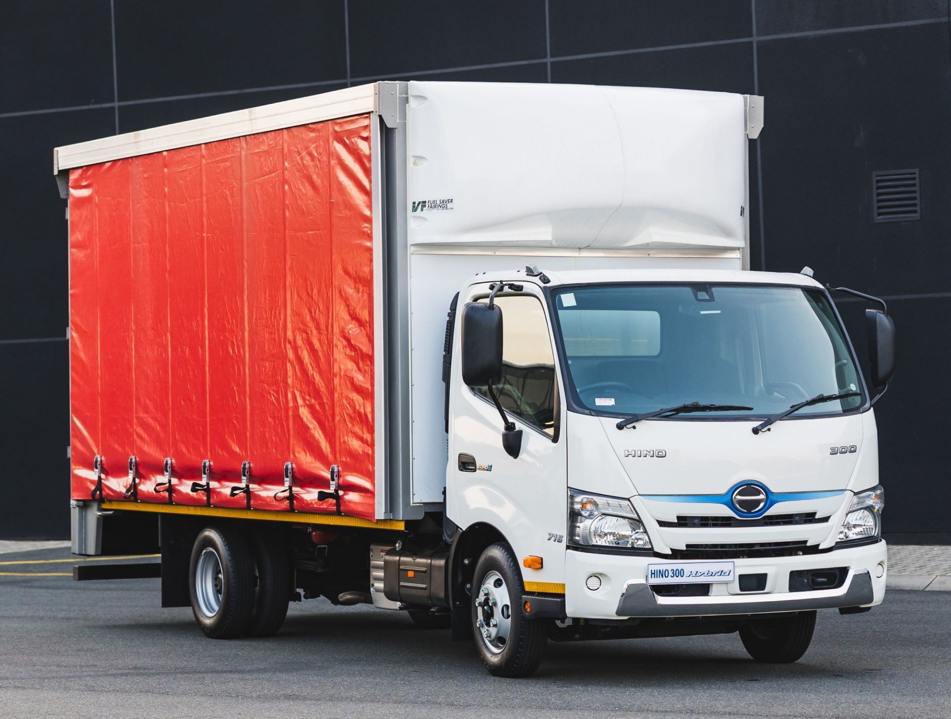 hino-sa-extends-hybrid-300-field-trials.jpg