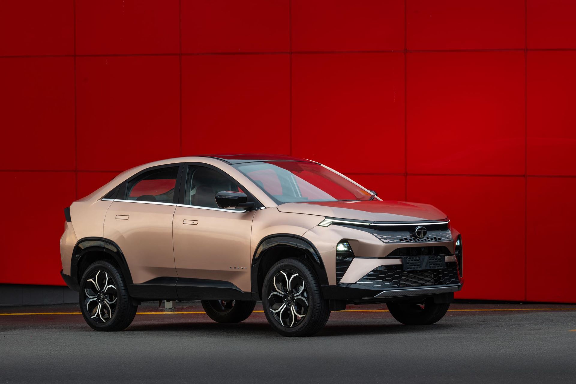 tata-expands-passenger-car-range-in-south-africa-1.jpg