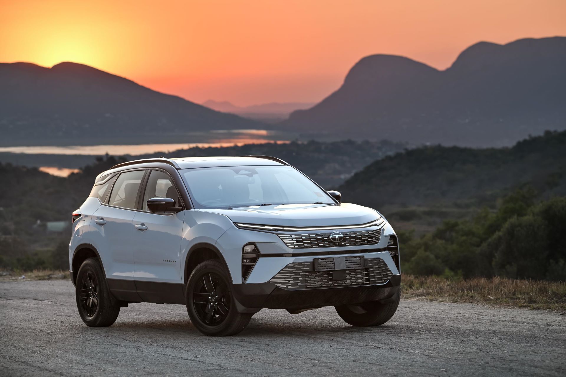 tata-expands-passenger-car-range-in-south-africa-3.jpg