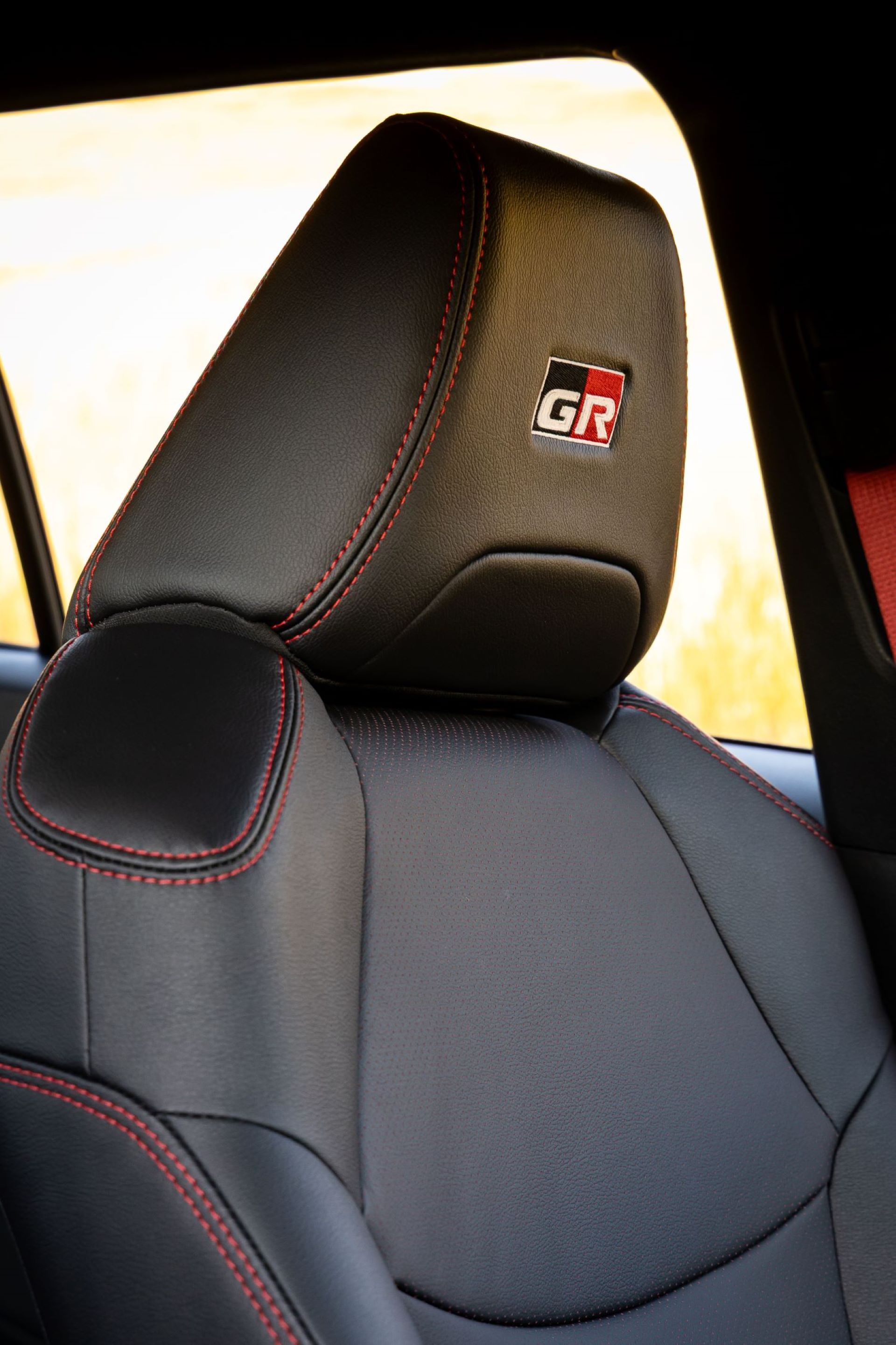 toyota-corolla-cross-gr-s-brings-sportiness-to-the-range